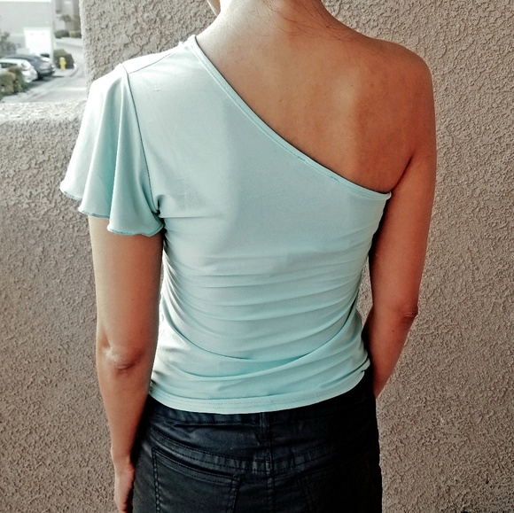 Light Blue one off shoulder Blouse - Picture 3 of 3
